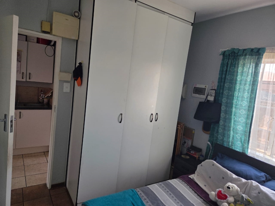 1 Bedroom Property for Sale in Rustenburg Central North West